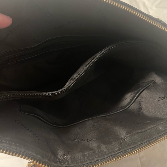 Calvin Klein bag - Picture 3 of 3
